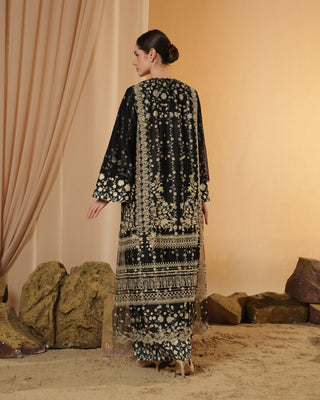 Lakshmi Lace Dress Embroidery